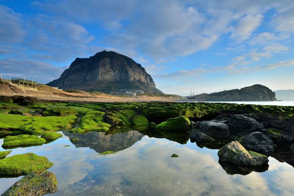 済州島(チェジュ島)の有名な場所|自然・リゾートの宝庫